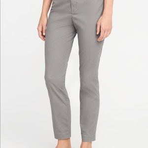 Old Navy Mid-Rise Pixie Ankle Chinos
